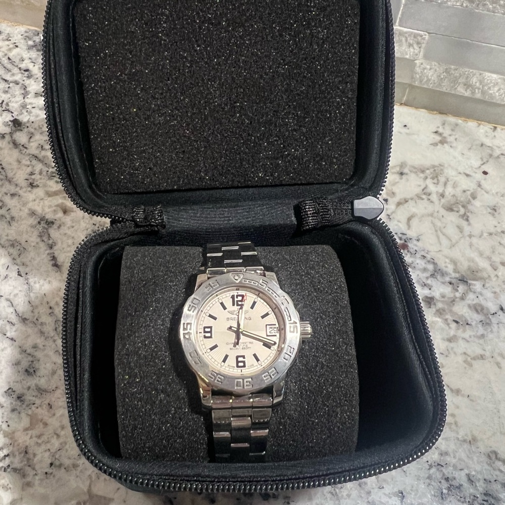Ladies Breitling Chronometre - Picture 2 of 5